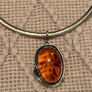 Vintage sterling silver necklace W/amber pendant